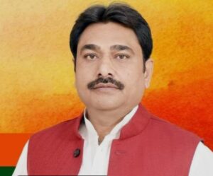 बबीना में विकास की बयार: विधायक राजीव सिंह के प्रयासों से सड़कों का विस्तार